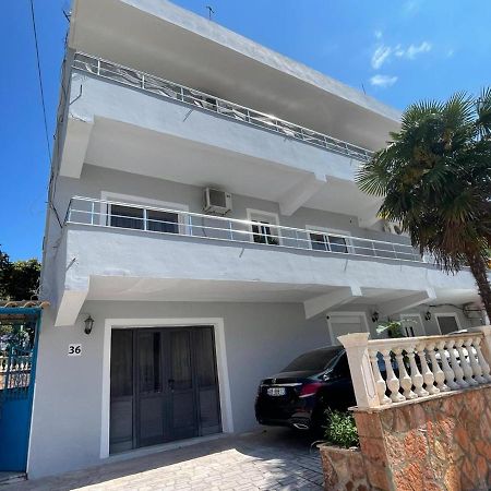 Villa Shqiponja Sarandë Esterno foto